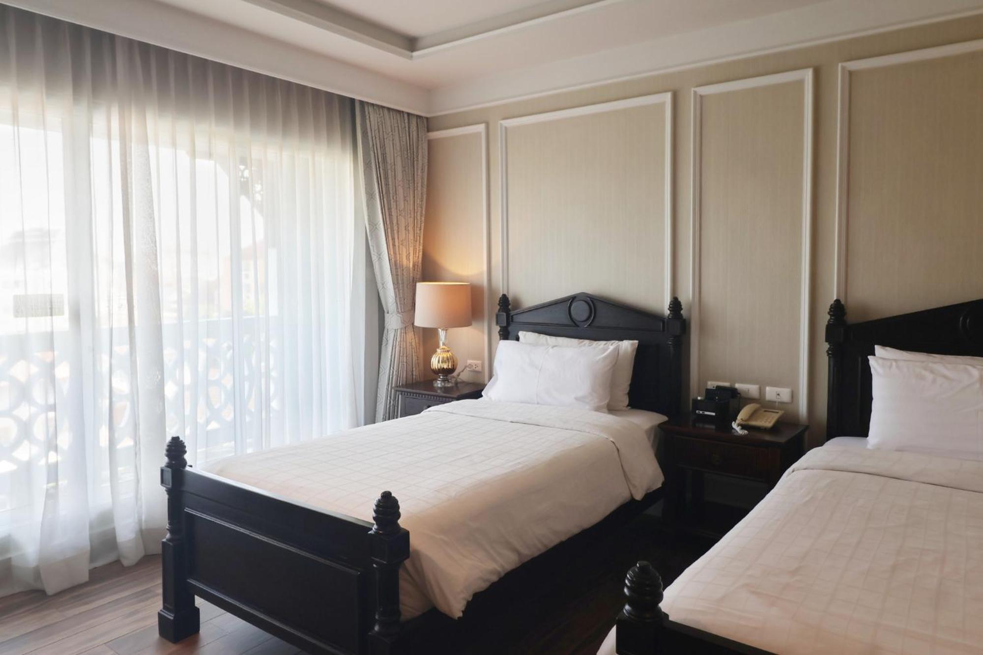 Grand Deluxe Twin Bed,1648926121:JPEG